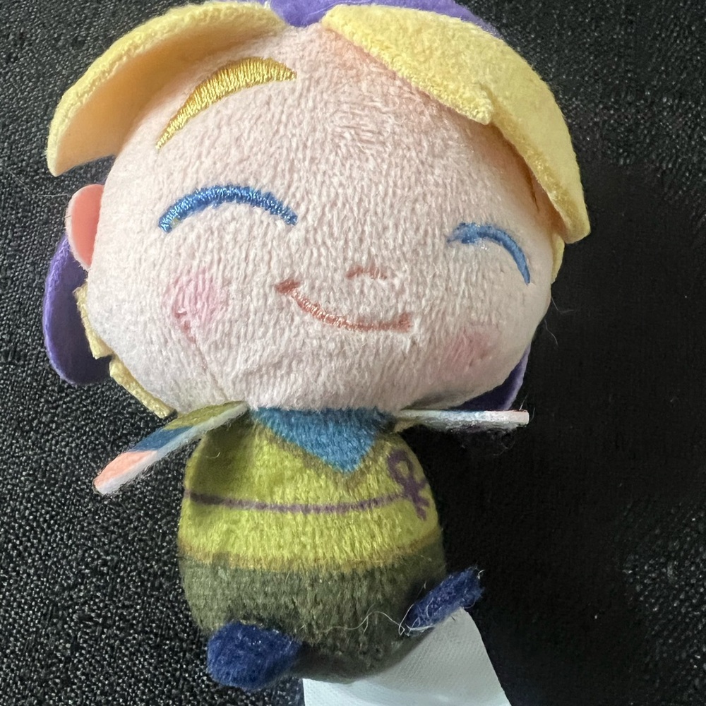 2023 Disney Dario  from Wish Movie, Mystery Capsule Mini‎ Collectible Plush Toy